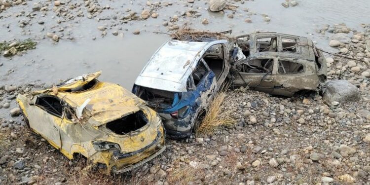 Pertuis : la gendarmerie à la pêche aux voitures dans la Durance
