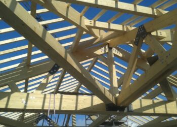 Les Communes forestières de Vaucluse encouragent la construction en bois local