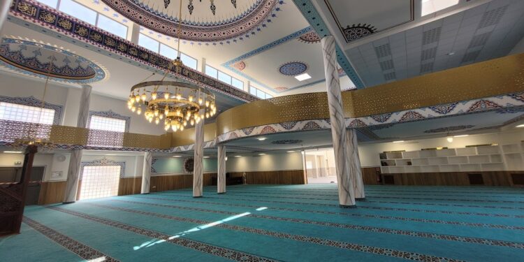 Le Pontet : le député RN inaugure la plus grande mosquée de Vaucluse