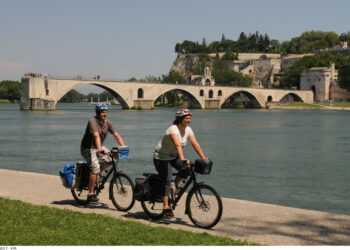 Tourisme : le palais et le pont d’Avignon obtiennent le label ‘Accueil vélo’