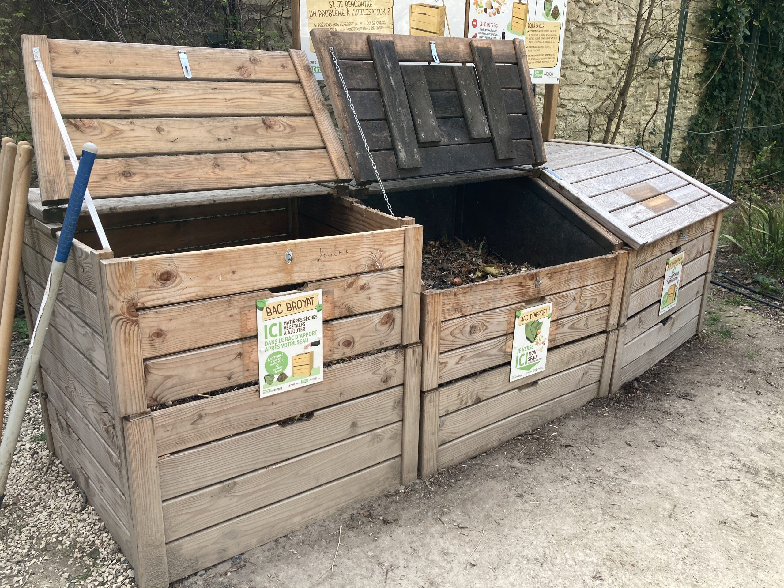 Jardin des Carmes : l'aire de compostage collectif officiellement inaugurée  - Politique & Territoire