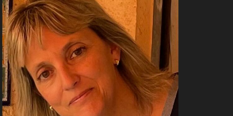 Gisèle Halimi, une femme en robe noire