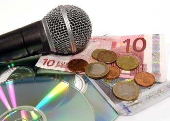 Vers une exonération des droits Sacem pour les petites communes?