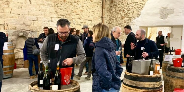 Le cru Lirac accueille avec succès son 1er Salon professionnel au coeur du Château de Clary