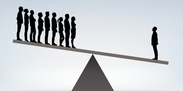 Un contre tous et tous contre un