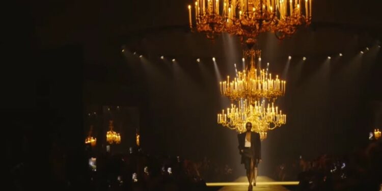 (Vidéo) Mathieu Lustrerie : Yves Saint Laurent a gardé tout son lustre pour la fashion week