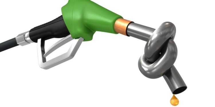 Essence, Total énergies Orange rejoint les stations-service proposant une file professionnels prioritaires