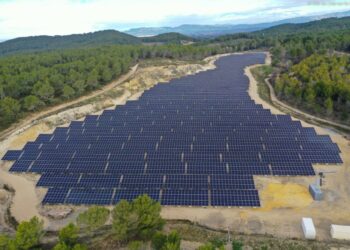 L’Isle-sur-la-Sorgue inaugure la centrale solaire des Calottes