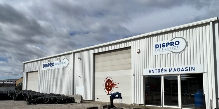 Sainte-Cécile : les bons tuyaux de DISPRO pour irriguer vos parcs, jardins ou vignes