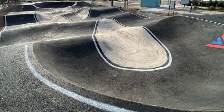 L’Isle-sur-la-Sorgue se dote d’une piste de pumptrack