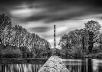 Comment assister à la chute de la cheminée d’Aramon ?