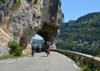Les gorges de la Nesque en voie verte Dimanche 4 juin