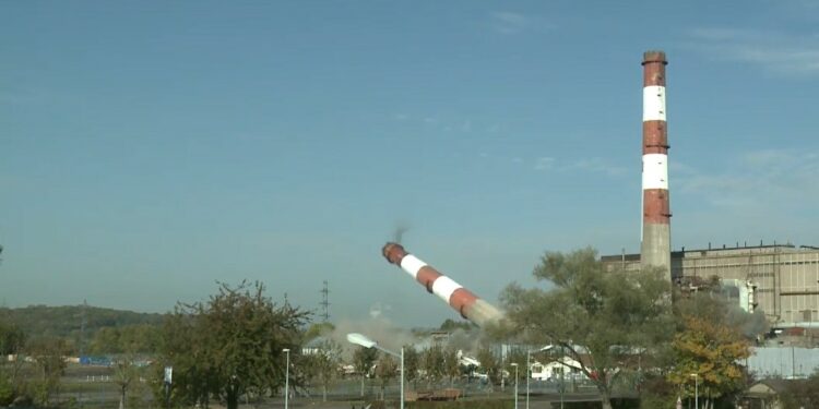 (Vidéo) : à quoi devrait ressembler la démolition de la cheminée de la centrale d’Aramon ?