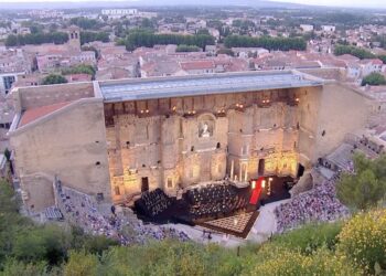 Orange distribue gratuitement des places pour les Chorégies 2023