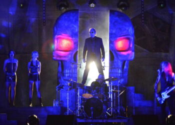 « Happy Birthday Johnny » : l’auditorium du Thor rend hommage à l’idole des jeunes