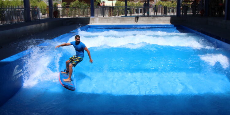 Monteux : Wave Island organise sa compétition de surf