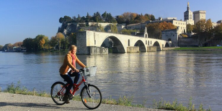 L’office de tourisme du Grand Avignon développe des mobilités touristiques plus durables