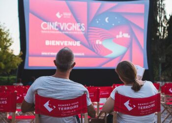 Les vignobles de la Vallée du Rhône se transforment en salles de cinéma