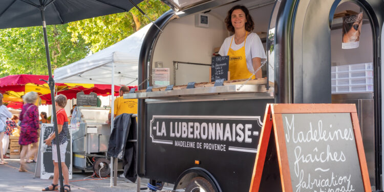 La Luberonnaise, la boutique de madeleines ambulante