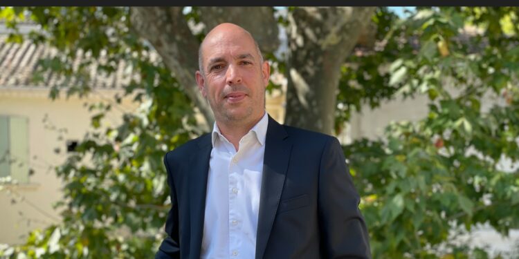 Cloître Saint-Louis, l’Ordre des avocats d’Avignon propose ‘Droits et théâtre’