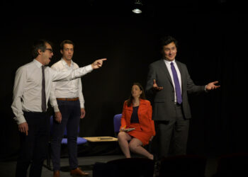 Heureux les Orphelins au théâtre de l’Oriflamme , à l’épreuve de la vérité