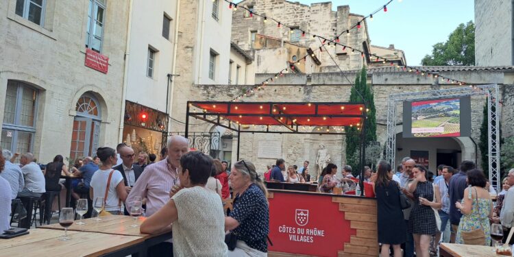 Jusqu’au 29 juillet, le Bar à Vins fait son festival à Avignon