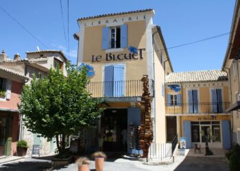 La librairie Le Bleuet célèbre la fin des vacances d’été