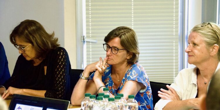 Apt : « les professionnels de santé devraient être formés aux soins palliatifs dès leur formation initiale »