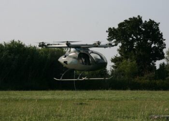 Caromb : ça plane pour ‘Whisper’, un hélicoptère électrique qui vole sans bruit ni kérosène