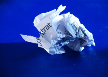 Marchés publics : importance des bonnes pratiques en matière de résiliation aux frais et risques