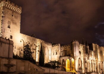 Avignon : visitez le Palais des Papes durant les nuits d’août