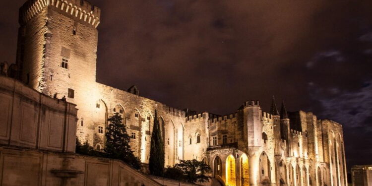 Avignon : visitez le Palais des Papes durant les nuits d’août