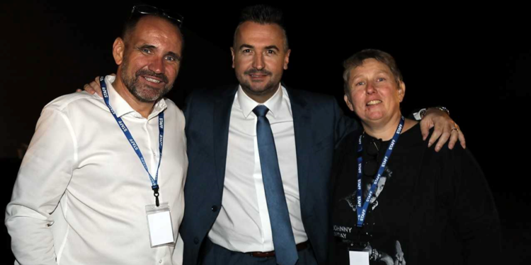 Festival des Anges aux Fines roches, Plus de 300 personnes ont répondu à l’invitation