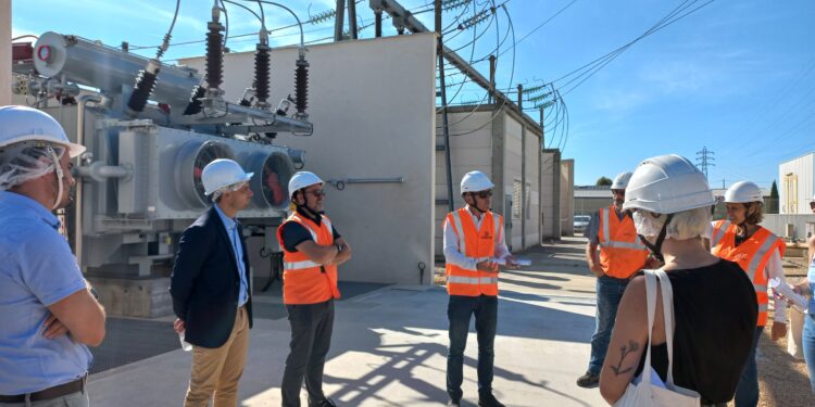 Orange : Enedis ouvre les portes de son poste électrique