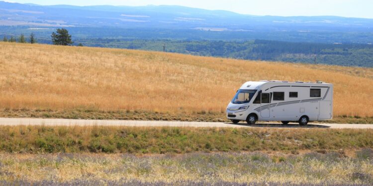 Fréquentation estivale : le camping-car a la cote en Vaucluse