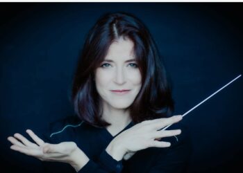Debora Waldman, cheffe de l’orchestre national Avignon-Provence