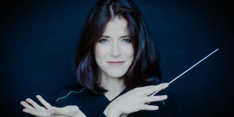 Debora Waldman, cheffe de l’orchestre national Avignon-Provence