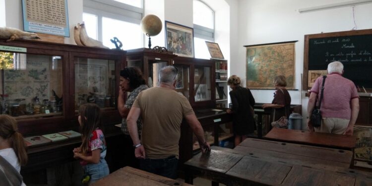 La Ville de Monteux inaugure son musée de l’école d’autrefois