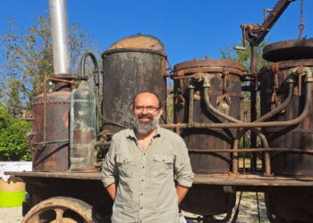 1ère Ronde des Distillateurs à Valaurie dans la Drôme : gin, eau-de-vie, absinthe et marc entrent dans la danse