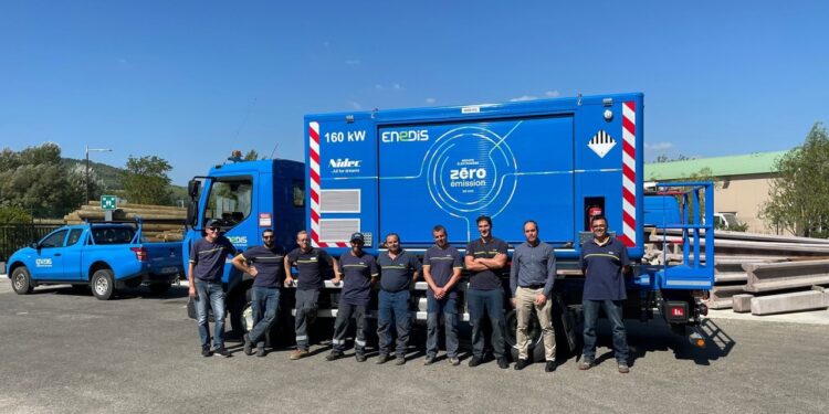 Enedis teste le premier groupe électrogène zéro émission à Apt