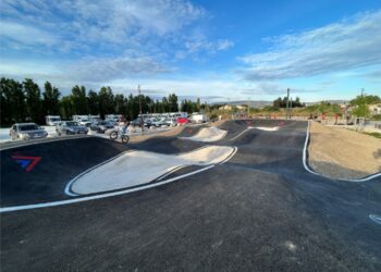 La Ville de L&rsquo;Isle-sur-la-Sorgue inaugure sa piste de pumptrack