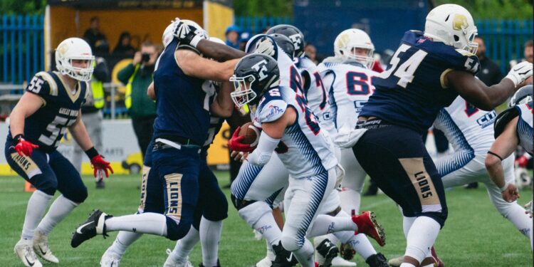 Football américain : France-Serbie au Parc des sports à Avignon