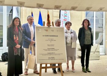 Carpentras : la Cove inaugure sa Gare numérique