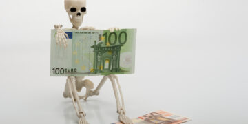 Succession : la baisse des frais bancaires toujours au point mort