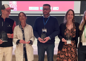 Ménerbes, quand Luberon & Sorgues Entreprendre met à l’honneur ses fleurons