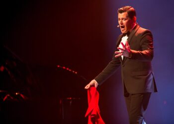 Le Ténor Di Bettino propose des chants de Noël à Mazan, Avignon et Saint-Rémy-de-Provence