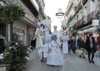 Les rues de Bonnieux deviennent féériques pour les fêtes de fin d’année