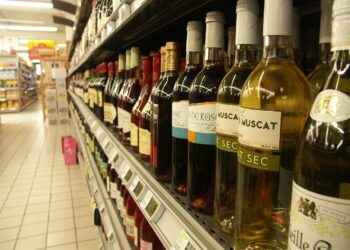 La valse des étiquettes de vin : une révolution pour les viticulteurs depuis le 8 décembre 2023