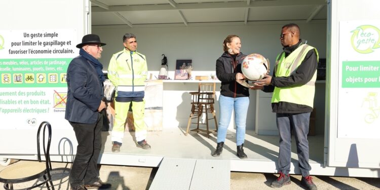 La Cove déploie de nouvelles zones de réemploi dans les déchèteries pour limiter le gaspillage