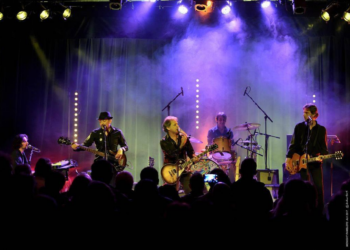 Cabaret du Rouge gorge, Un début d’année sur les chapeaux de roues